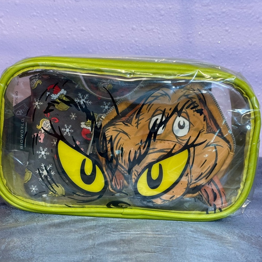 Dr. Seuss GRINCH Cosmetic Bag • Bioworld • Holiday Pouch • Stocking Stuffer